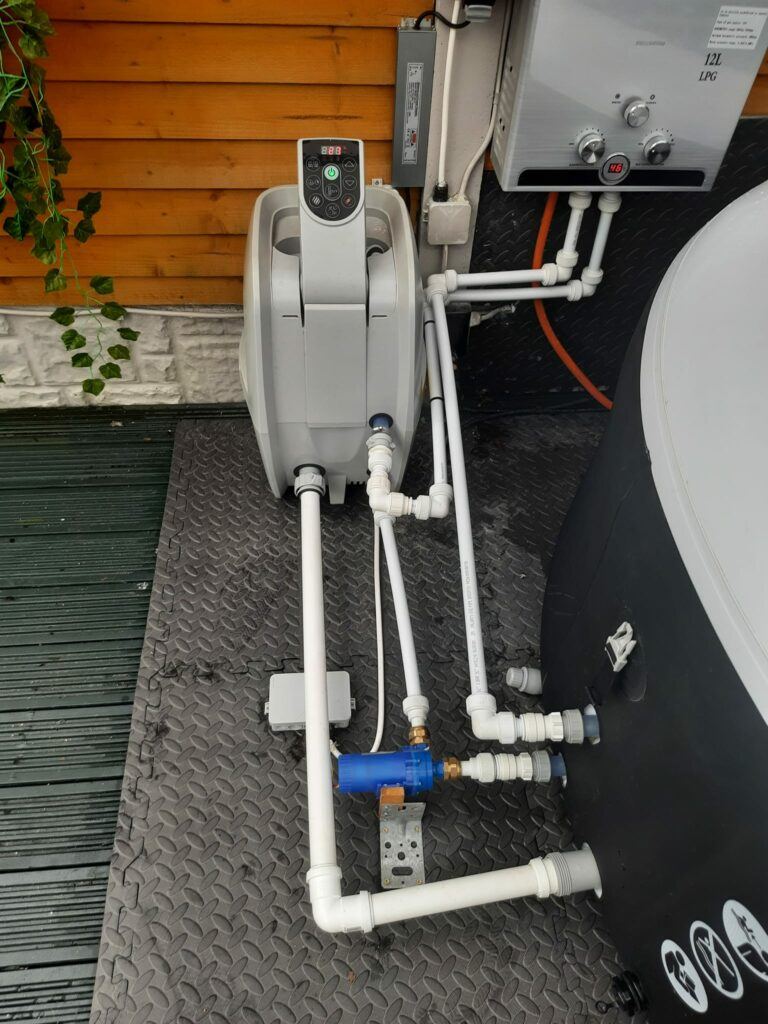 Propane Heated Hot Tubs Image with speed-fit poly-pipe
